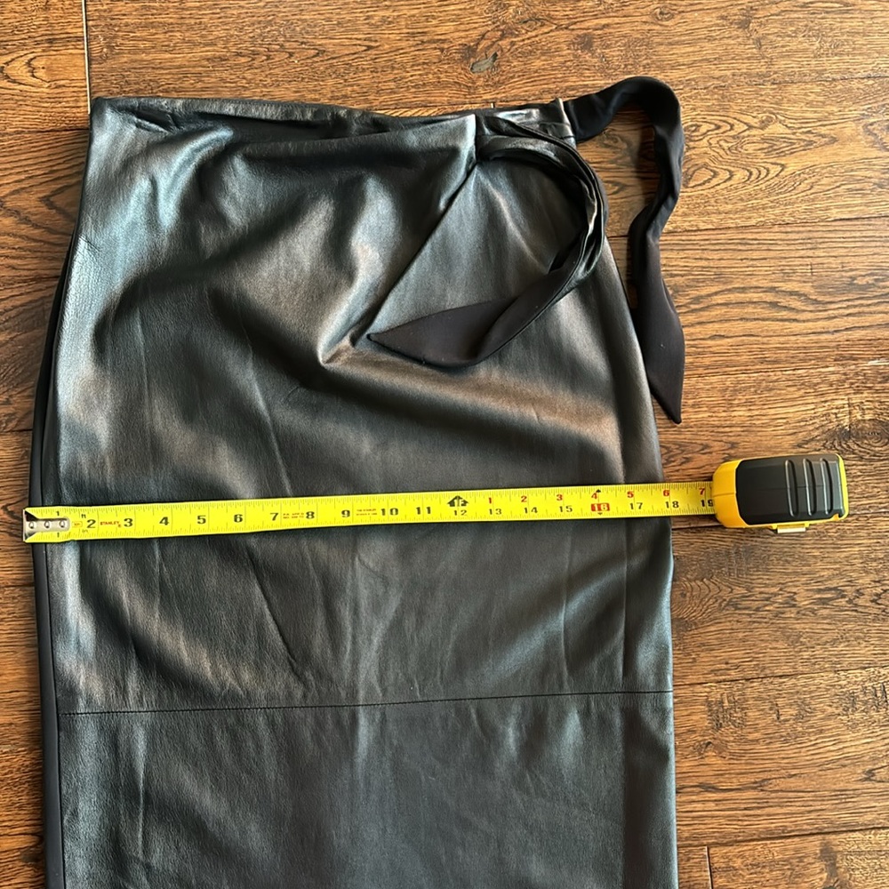 DVF Black Midi Skirt - Picture 12 of 16